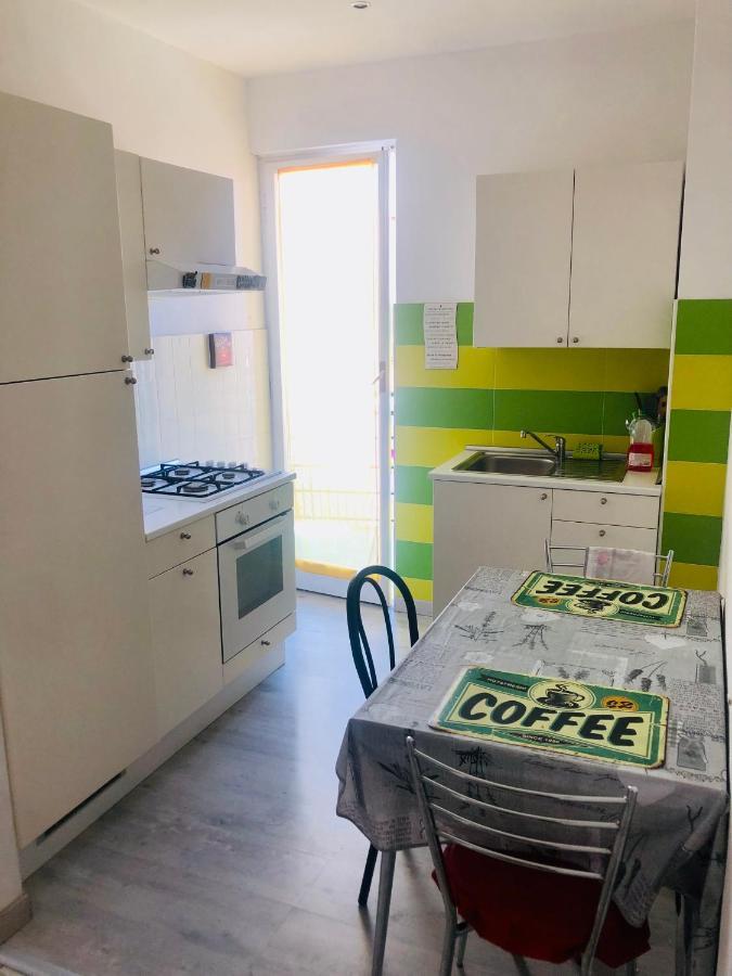 Peaceful Apartment 1 Minute Walk To The Beach Ventimiglia Exterior photo